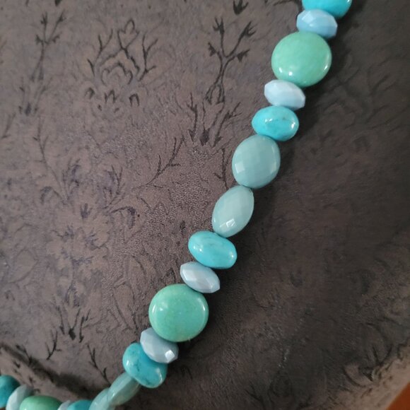 Chicos Beaded Turquoise & Aquamarine Necklace With Gold Tone Chain & Clasp - Picture 2 of 5